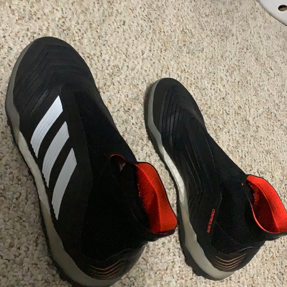 These are adidas indoor soccer cleats size 8